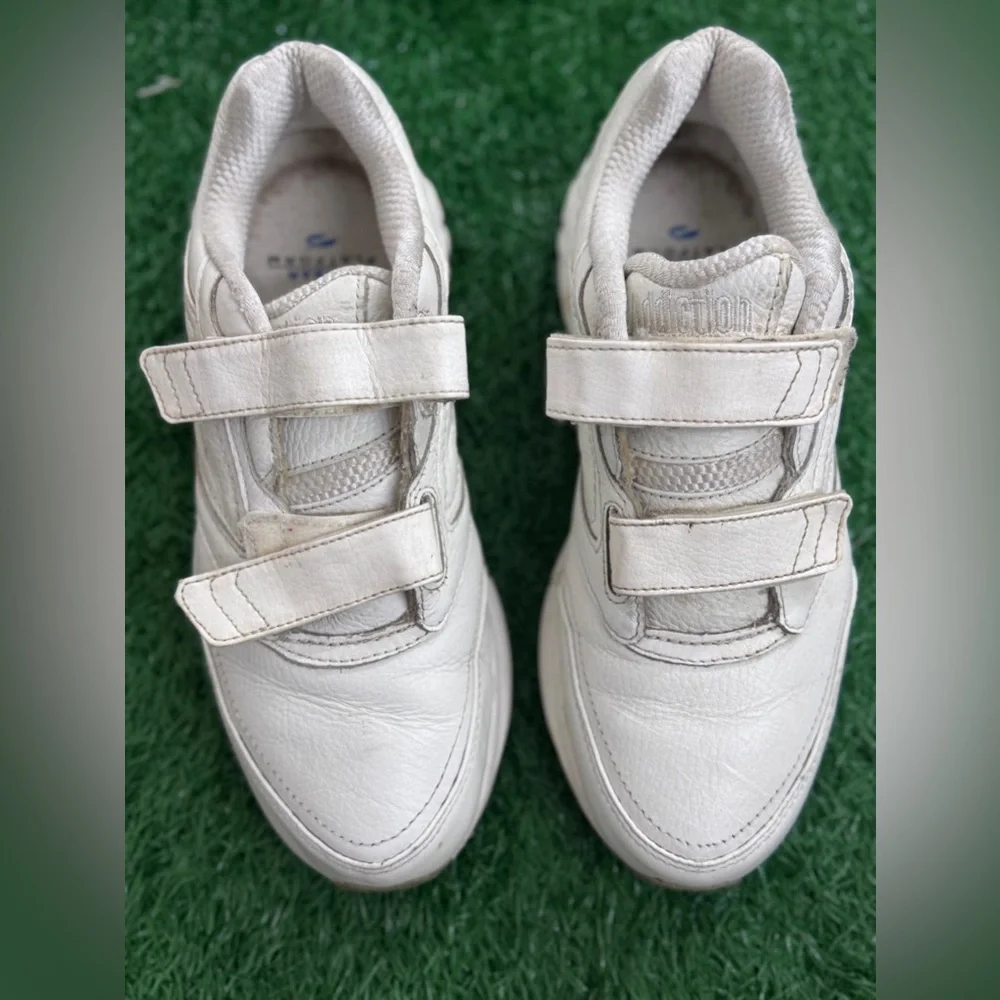 Brooks good preowned